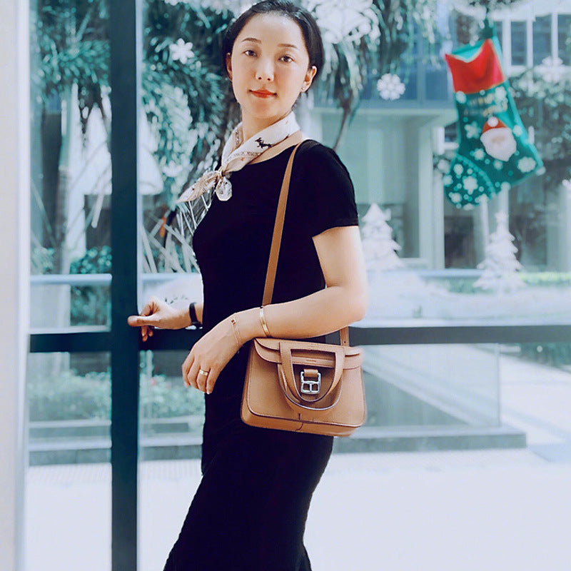 Women's First Layer Cowhide Lychee Pattern Hand-held Handbags