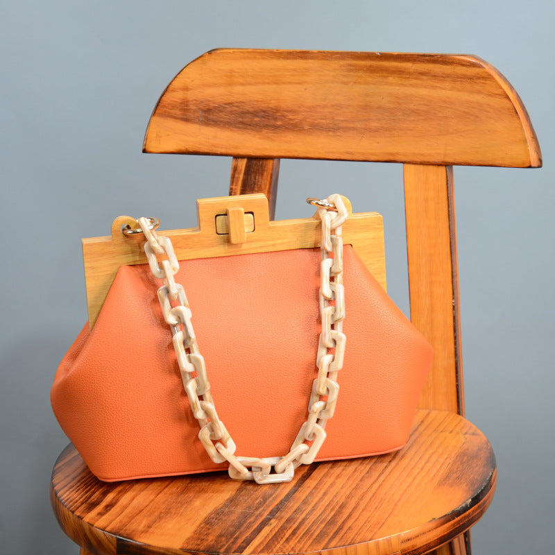 Women's Fashion Underarm Niche Wood Clip Chain Crossbody Bags