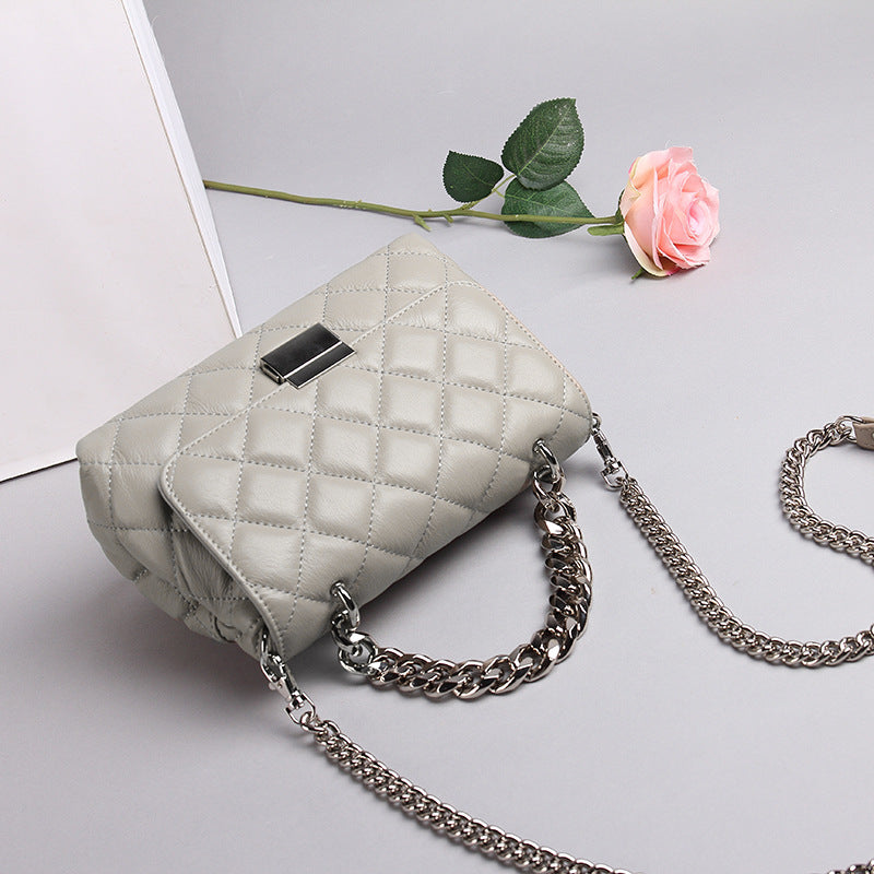 Women's Fashionable Rhombus Chain Sheep Pattern Simple Shoulder Bags