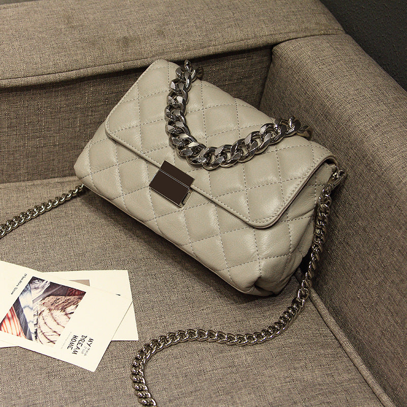 Women's Fashionable Rhombus Chain Sheep Pattern Simple Shoulder Bags