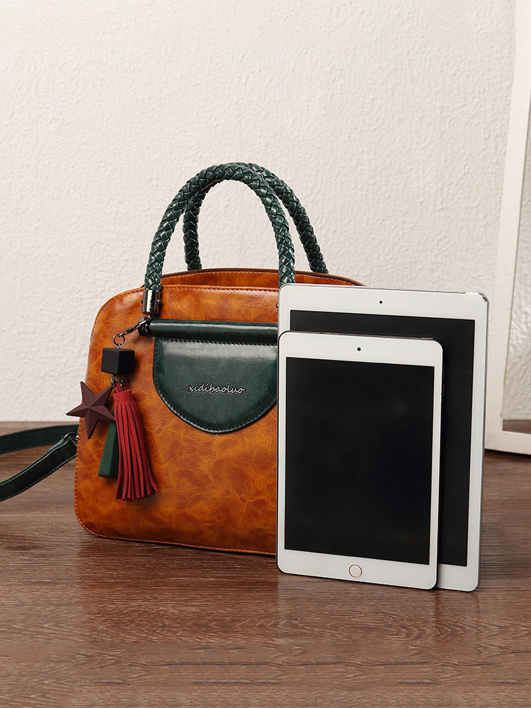 Women's Contrast Color Retro Fashion Oil Wax Handbags