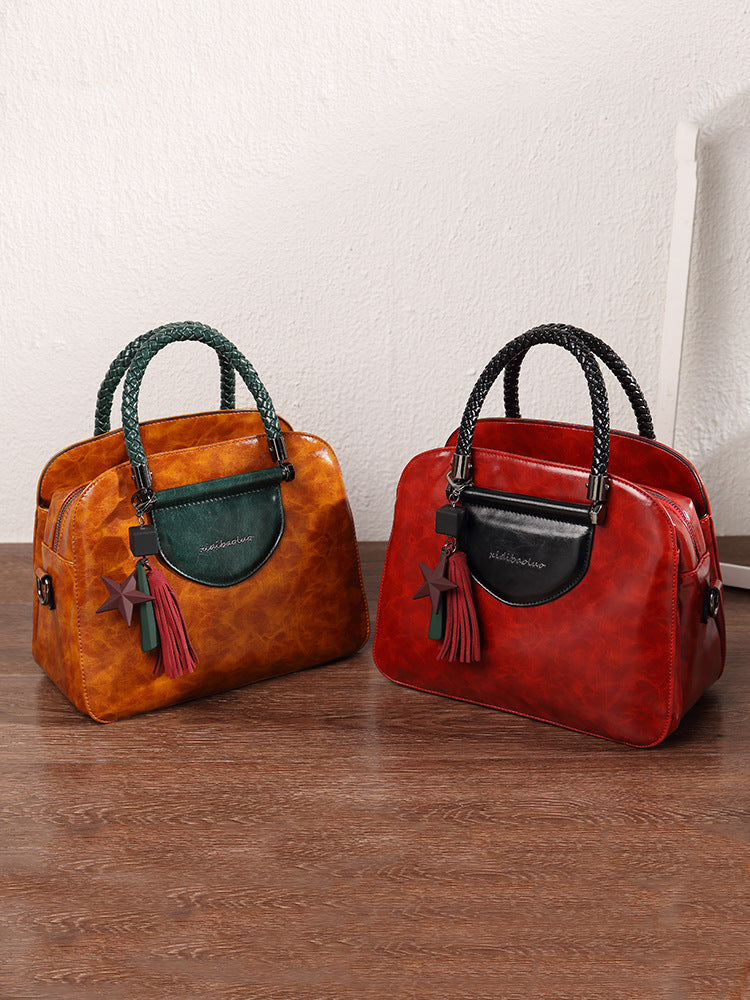 Women's Contrast Color Retro Fashion Oil Wax Handbags