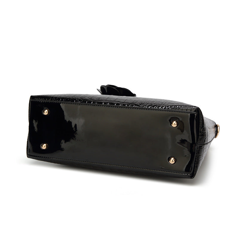 Women's Stylish Vintage Crocodile Leather Portable Handbags