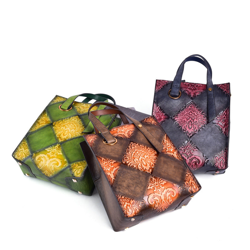 Women's Broadcast Genuine Leather Retro Embossing Hand-rub Handbags
