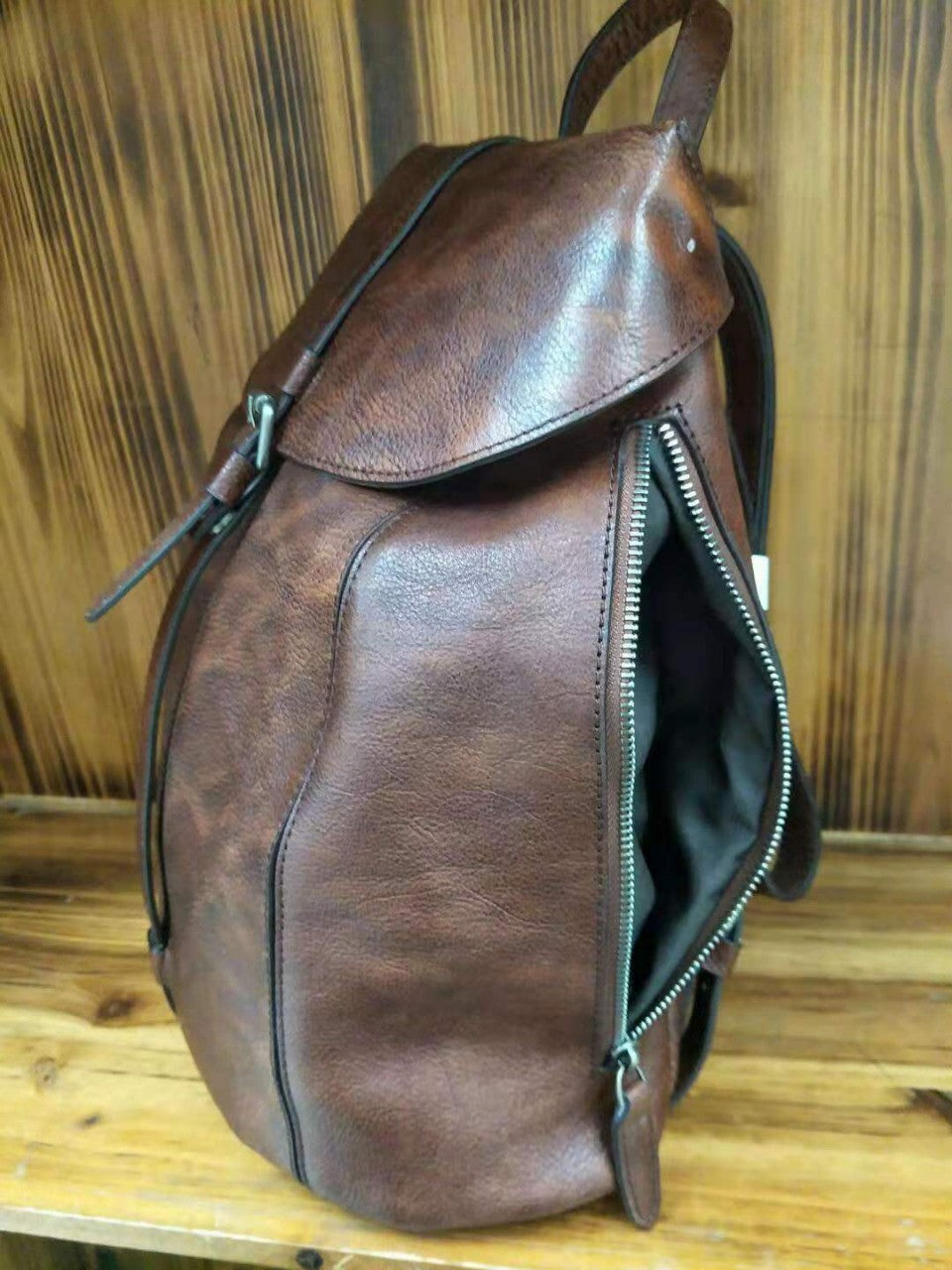 Women's & Men's & Genuine Leather Retro First Layer Backpacks