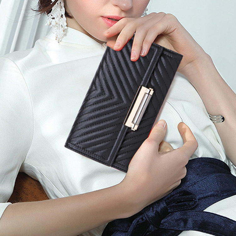 Women's First Layer Cattlehide Leather Fashion Embroidered Ladies Wallets