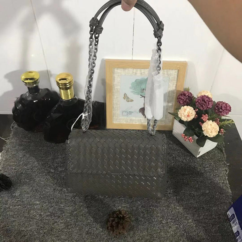 Women's Elegant Trendy Chain Handmade Woven Shoulder Bags