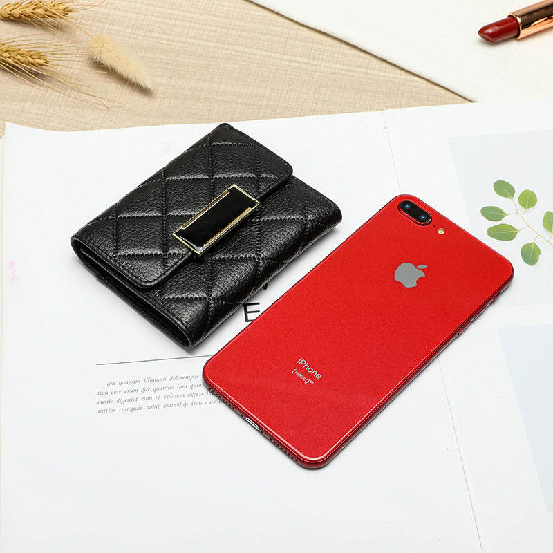 Women's Leather Folding Fashion First Layer Short Ladies Wallets