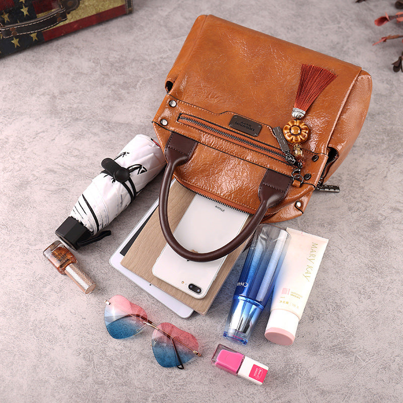 Women's Retro Fashion Oil Waxed Leather Contrast Handbags