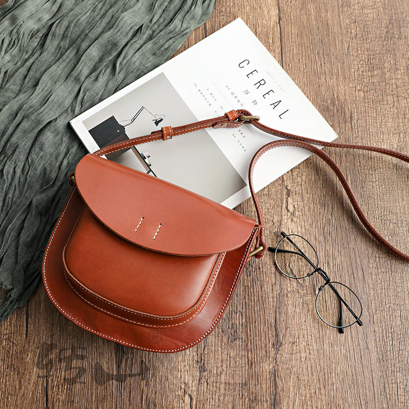 Women's First Layer Cowhide Retro Saddle Price Crossbody Bags