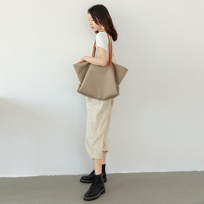 Women's Nylon Oxford Cloth Capacity Totes Fashionable Handbags