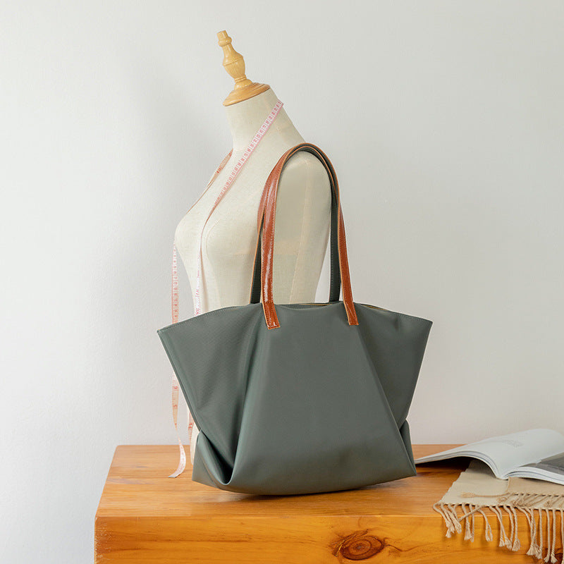 Women's Nylon Oxford Cloth Capacity Totes Fashionable Handbags