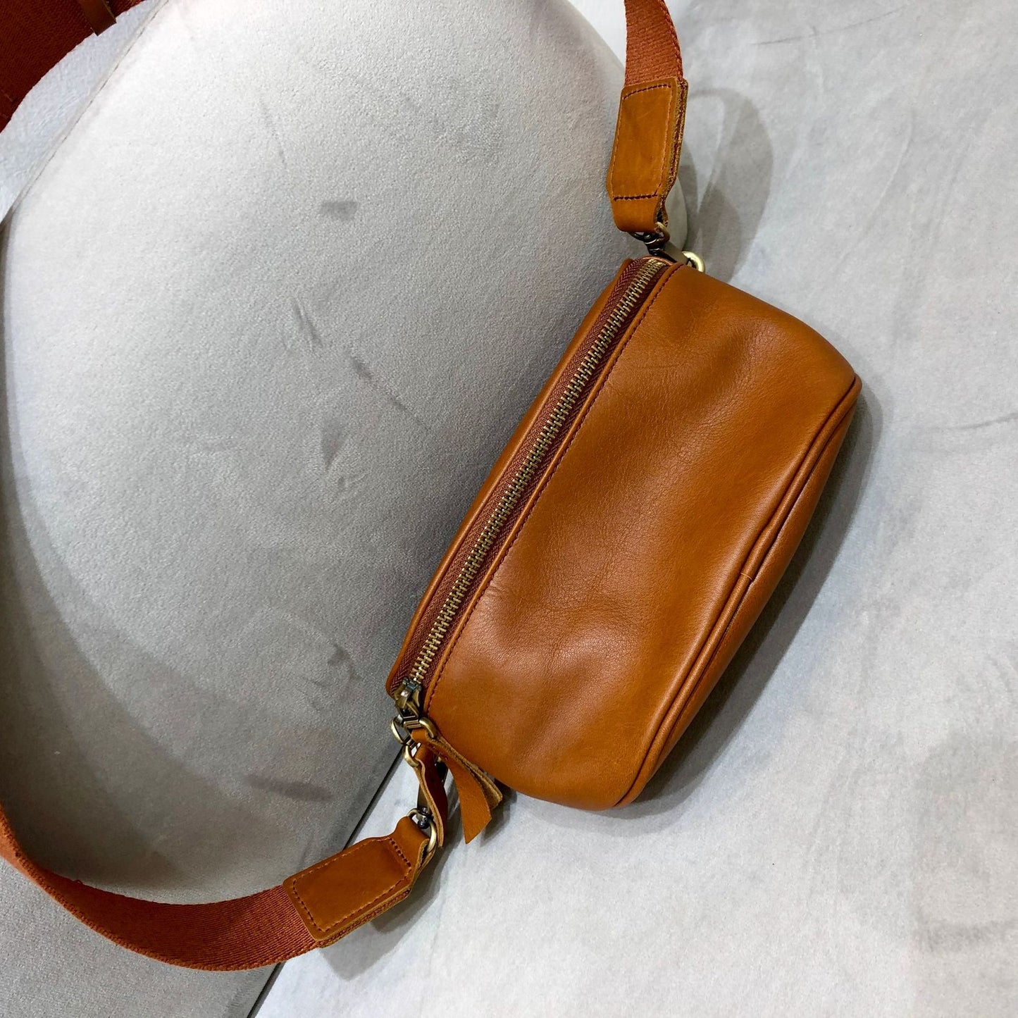 Leather Handmade First Layer Cowhide Saddle Shoulder Bags
