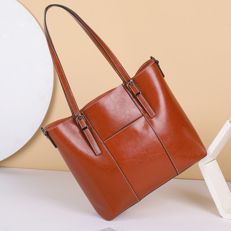 Women's Personalized High-grade Genuine Leather Large Capacity Shoulder Bags