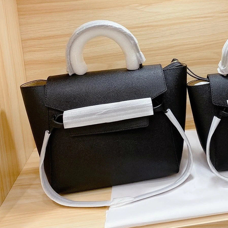 Women's Leather Wings Style Portable Large Capacity Shoulder Bags