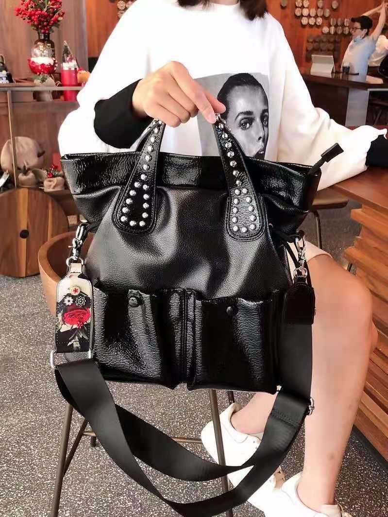 Women's Charming Letter Rhinestone Fashion Elegant Shoulder Bags
