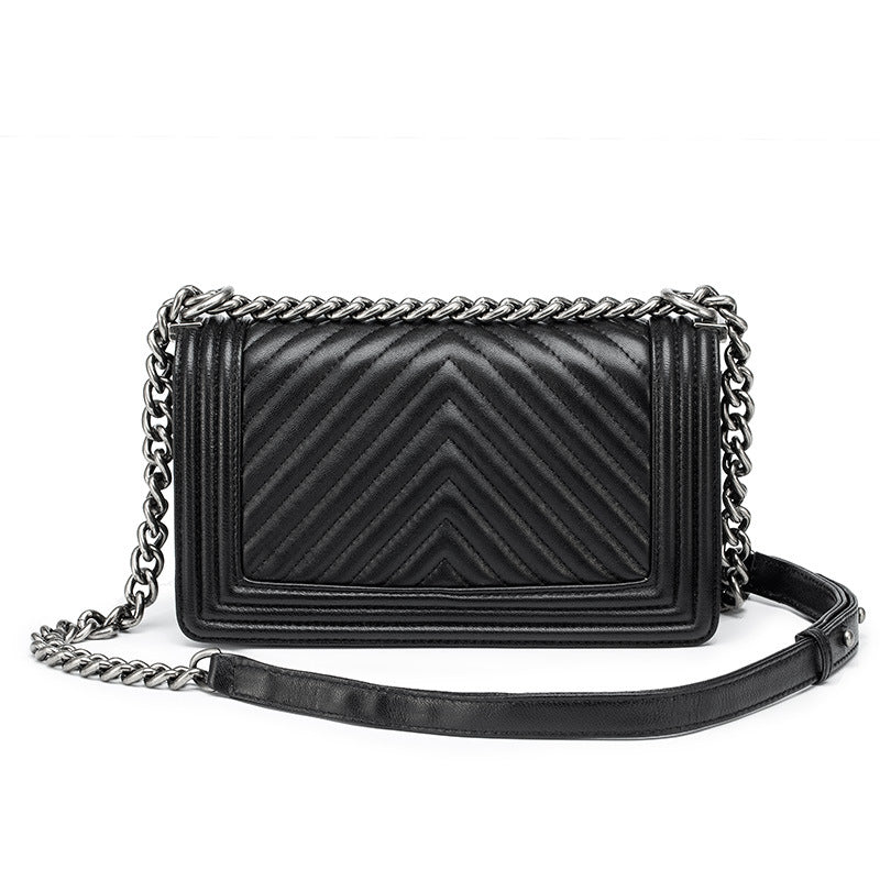 Women's Hot Mom Authentic Leather Sheepskin Embroidered Shoulder Bags
