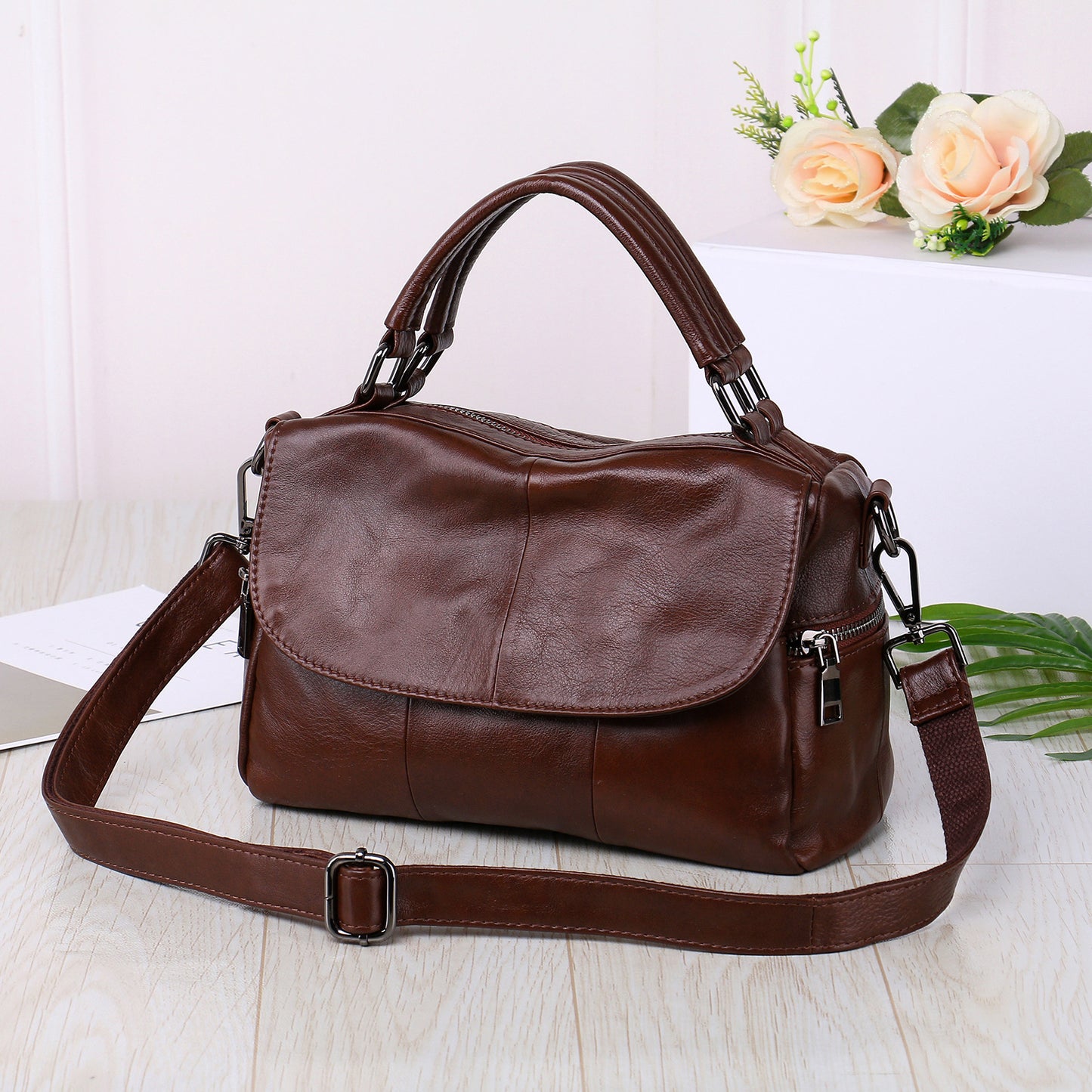 Women's Genuine Leather Cow Simple Fashion First Handbags
