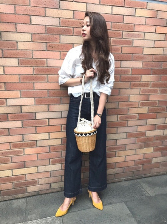 Women's White Tape Red Black Rattan Vacation Shoulder Bags