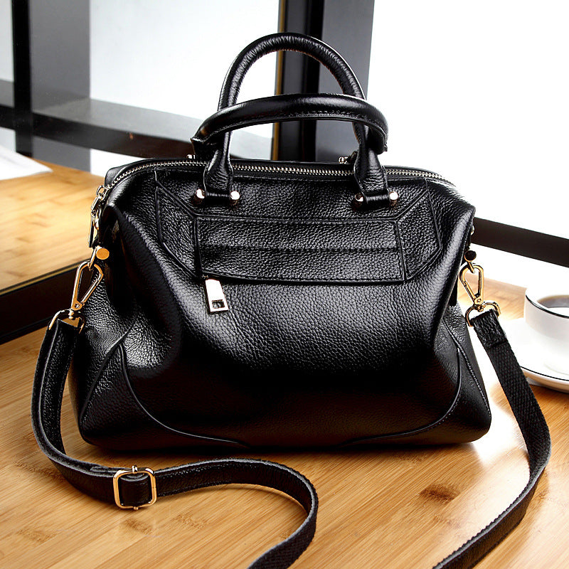 Women's Graceful Genuine Leather Fashion Cowhide Shoulder Bags