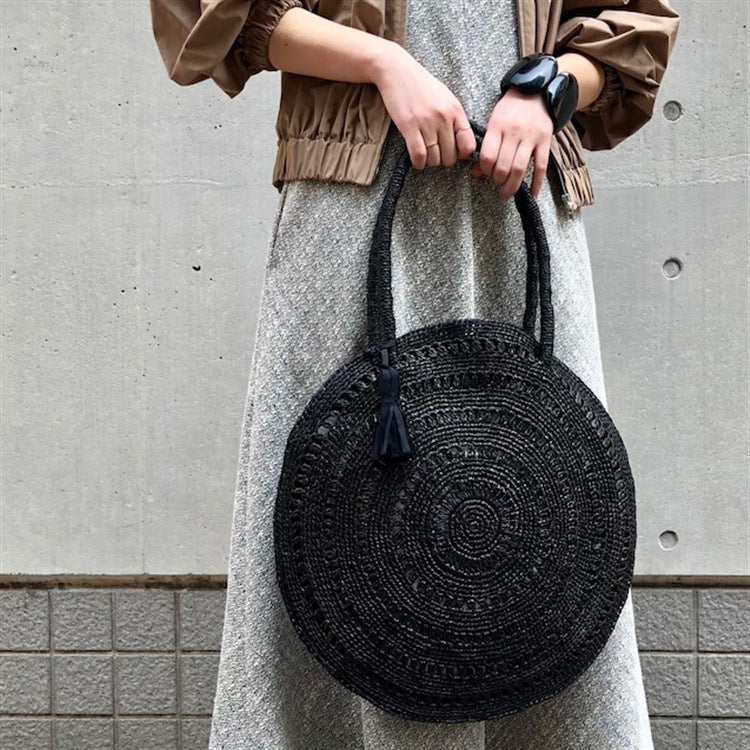 Women's Raffia Round Straw Portable Holiday Vacation Shoulder Bags