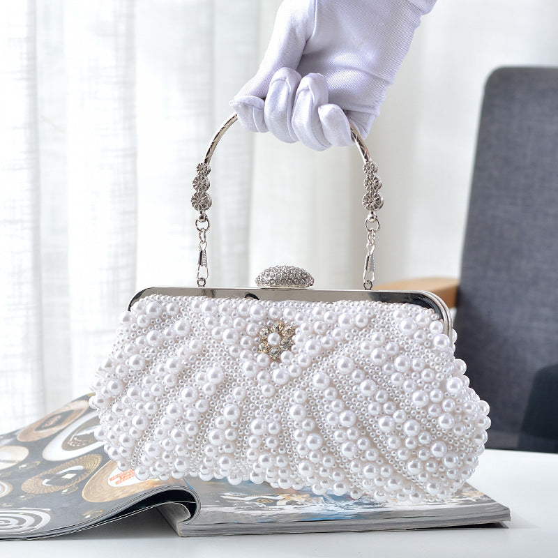 Women's Sweet Style Mushroom-shaped Haircut Pearl Banquet Clutch Handbags