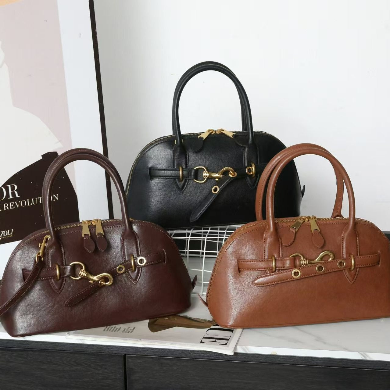 Women's High Sense Vintage Shell Wild Genuine Handbags