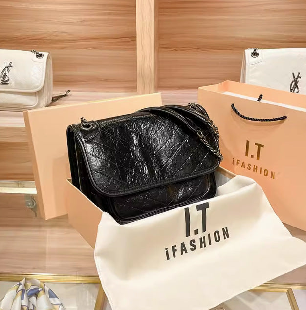 Women's Cool Genuine Leather Wandering Chain Bags