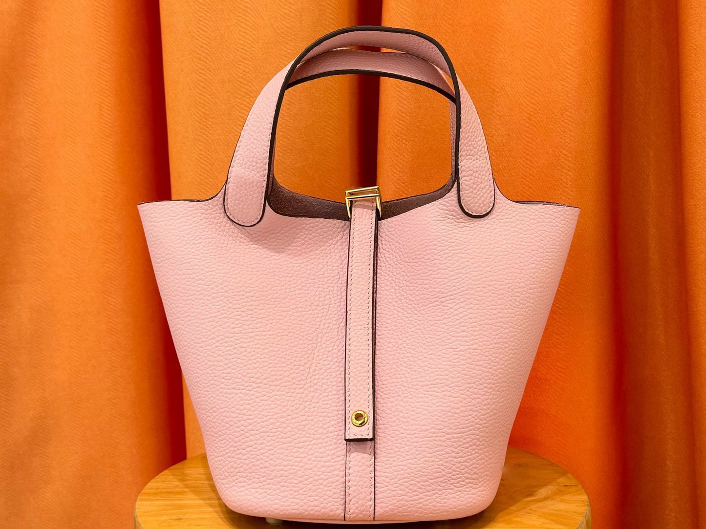 Women's Basket First Layer Cowhide Leather Sheath Handbags