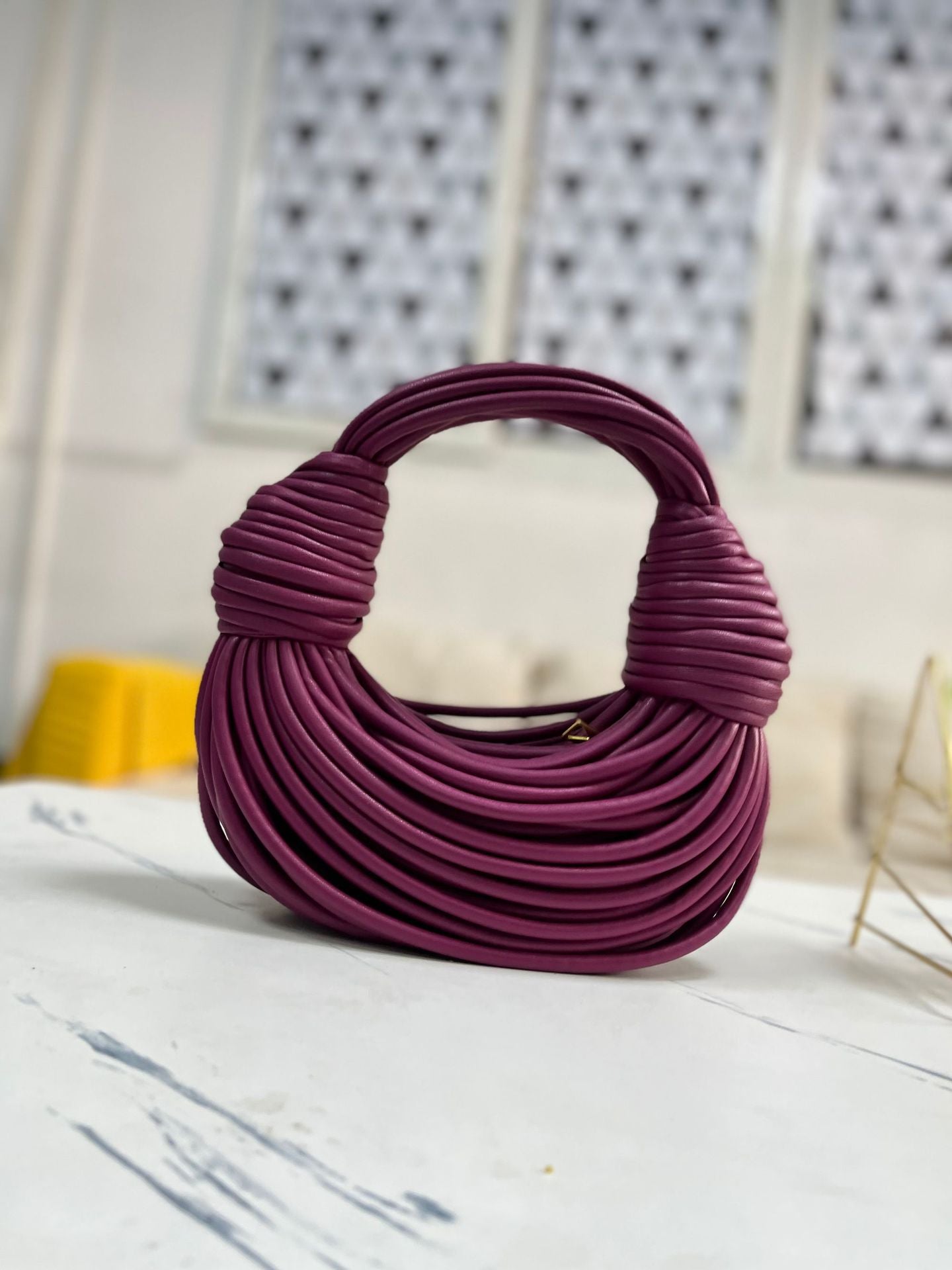 Hand-woven Bends Hitches Design Knotted Pulled Handbags