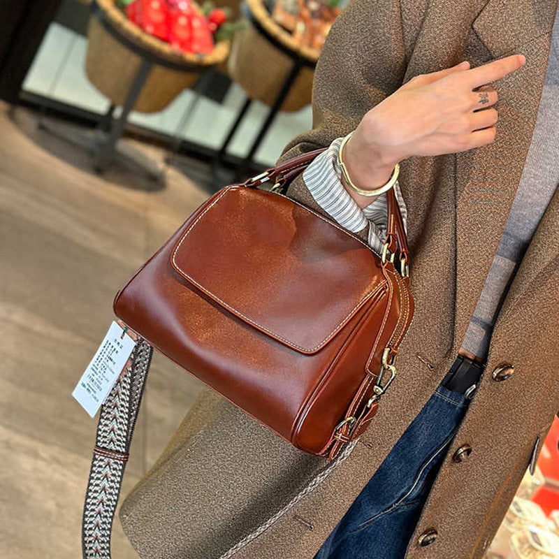 Women's Cowhide Leather Versatile Large Capacity Pillow Shoulder Bags