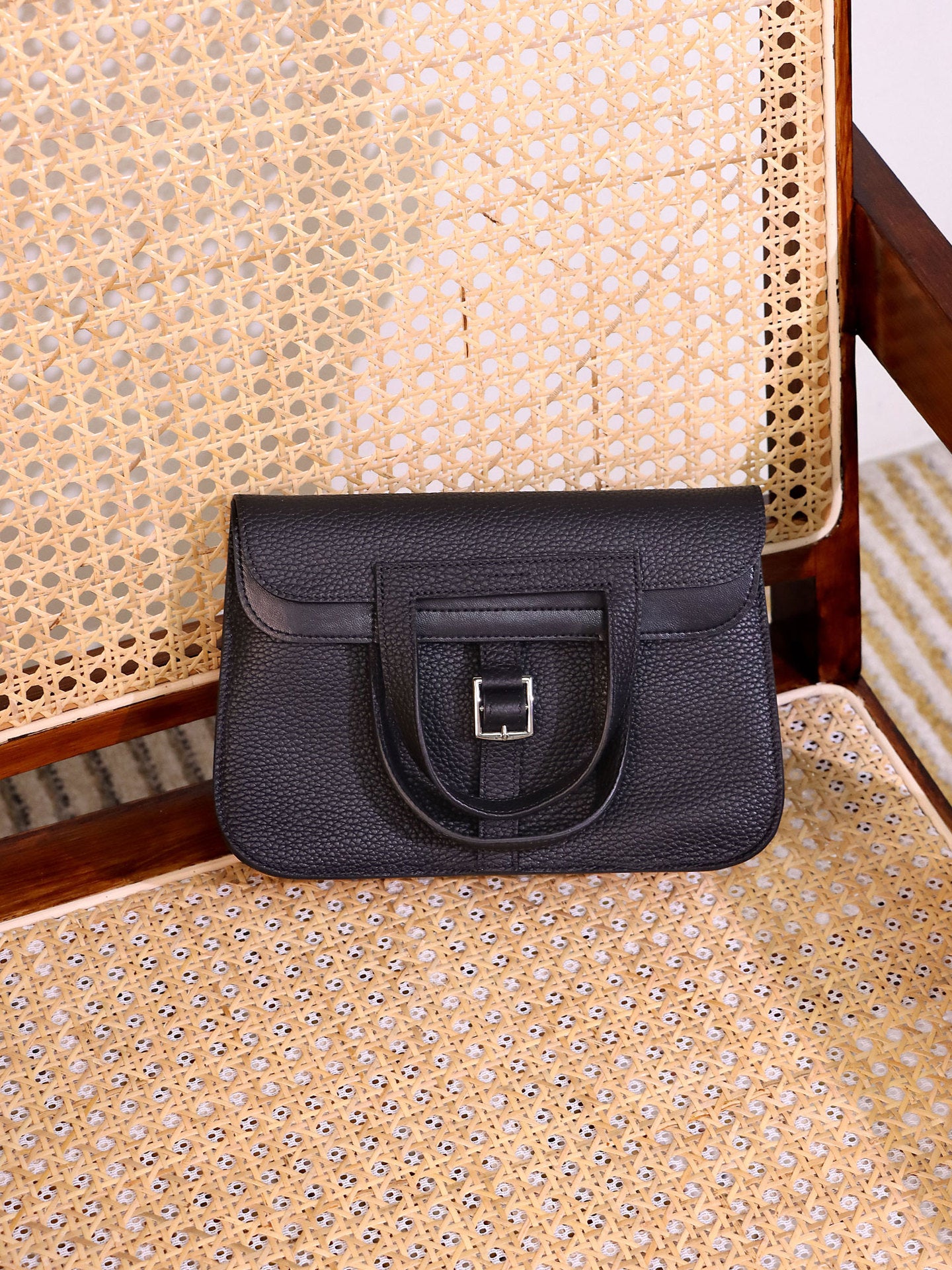 Women's Handmade French Cowhide Hazan Portable First Crossbody Bags
