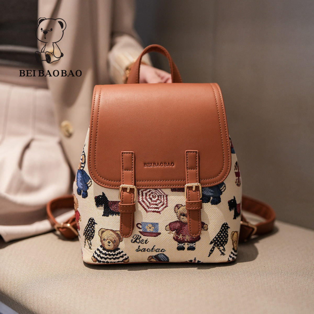 Women's Urban Fashion Bear Contrast Color Simple Backpacks