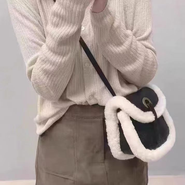 Women's Suede Saddle Fur Lamb Plush Shoulder Bags