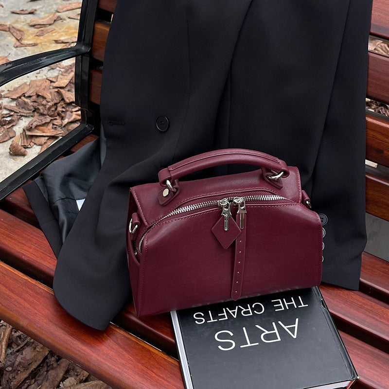 Women's Leather Fashionable Large Capacity Soft Western Handbags
