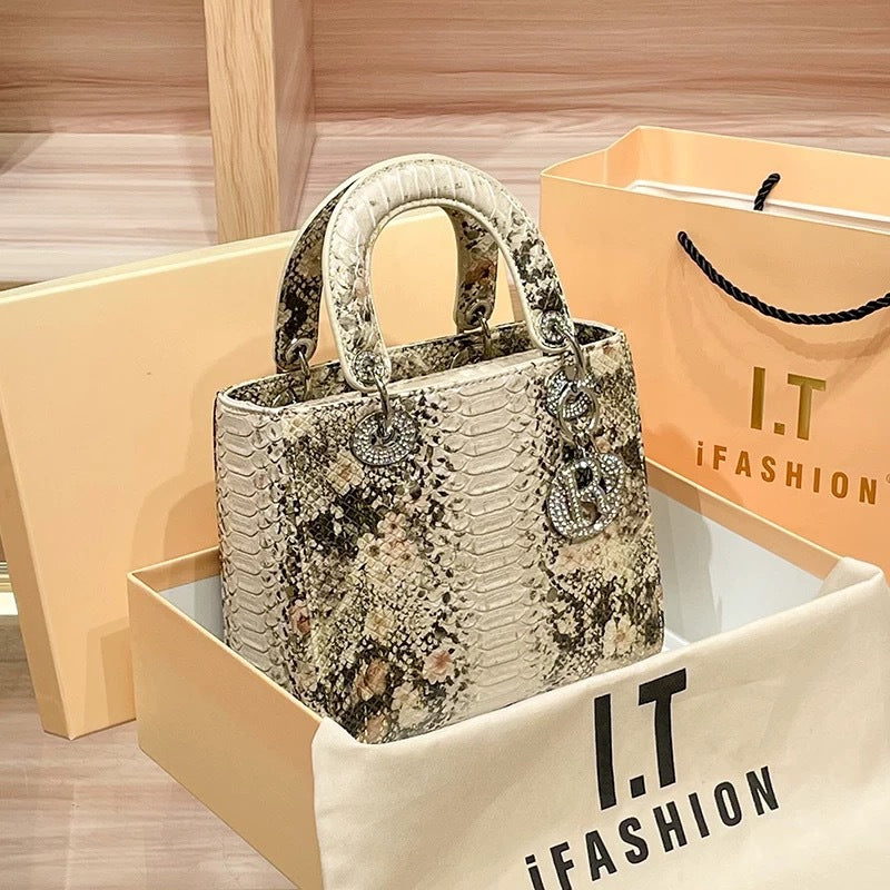 Snake Pattern Retro Diana Female Niche Fashion Crossbody Bags