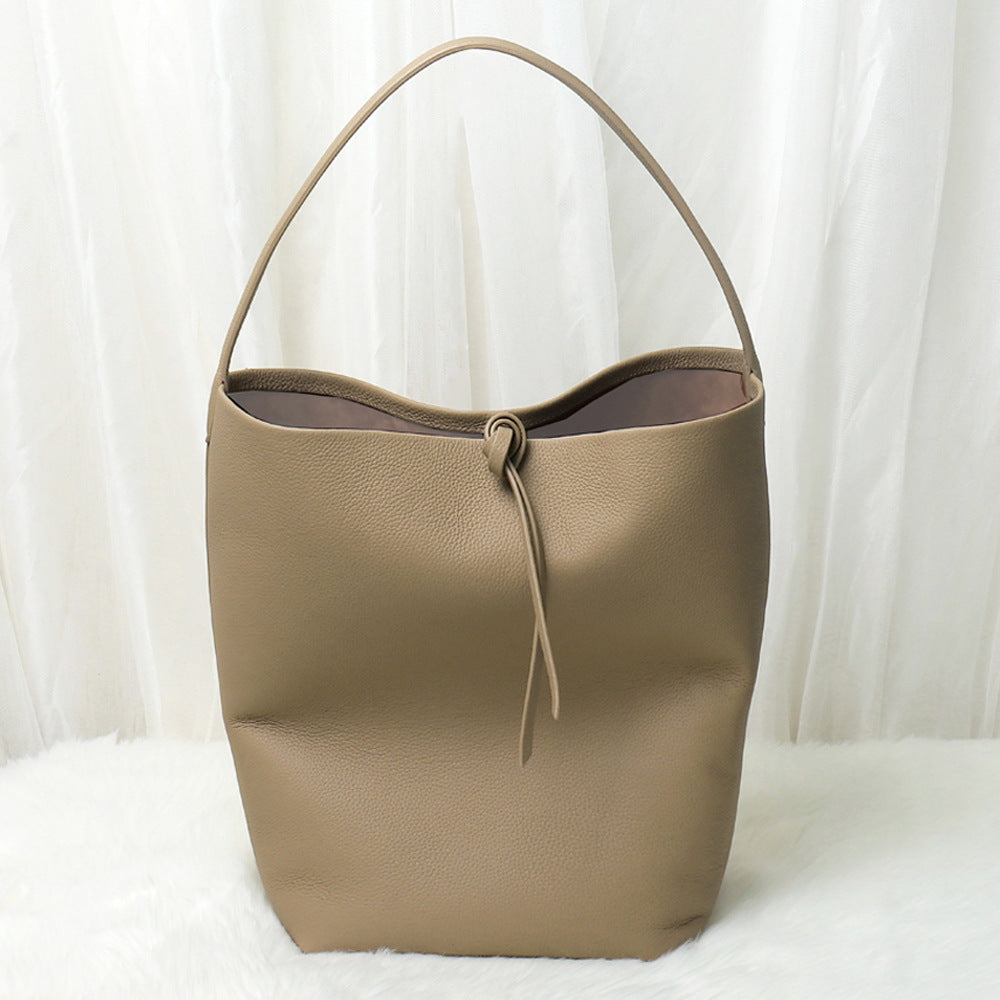Style Genuine Leather Large Capacity One Shoulder Bags