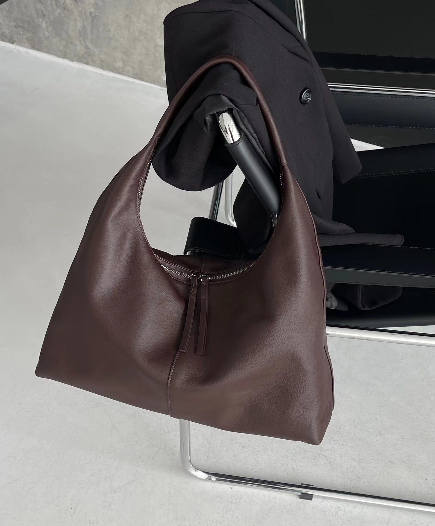 Women's Large Capacity Advanced Texture Niche Commuter Shoulder Bags