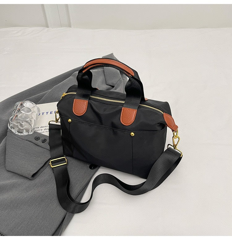 Women's Leisure Simple Versatile Canvas Fashion Trendy Crossbody Bags