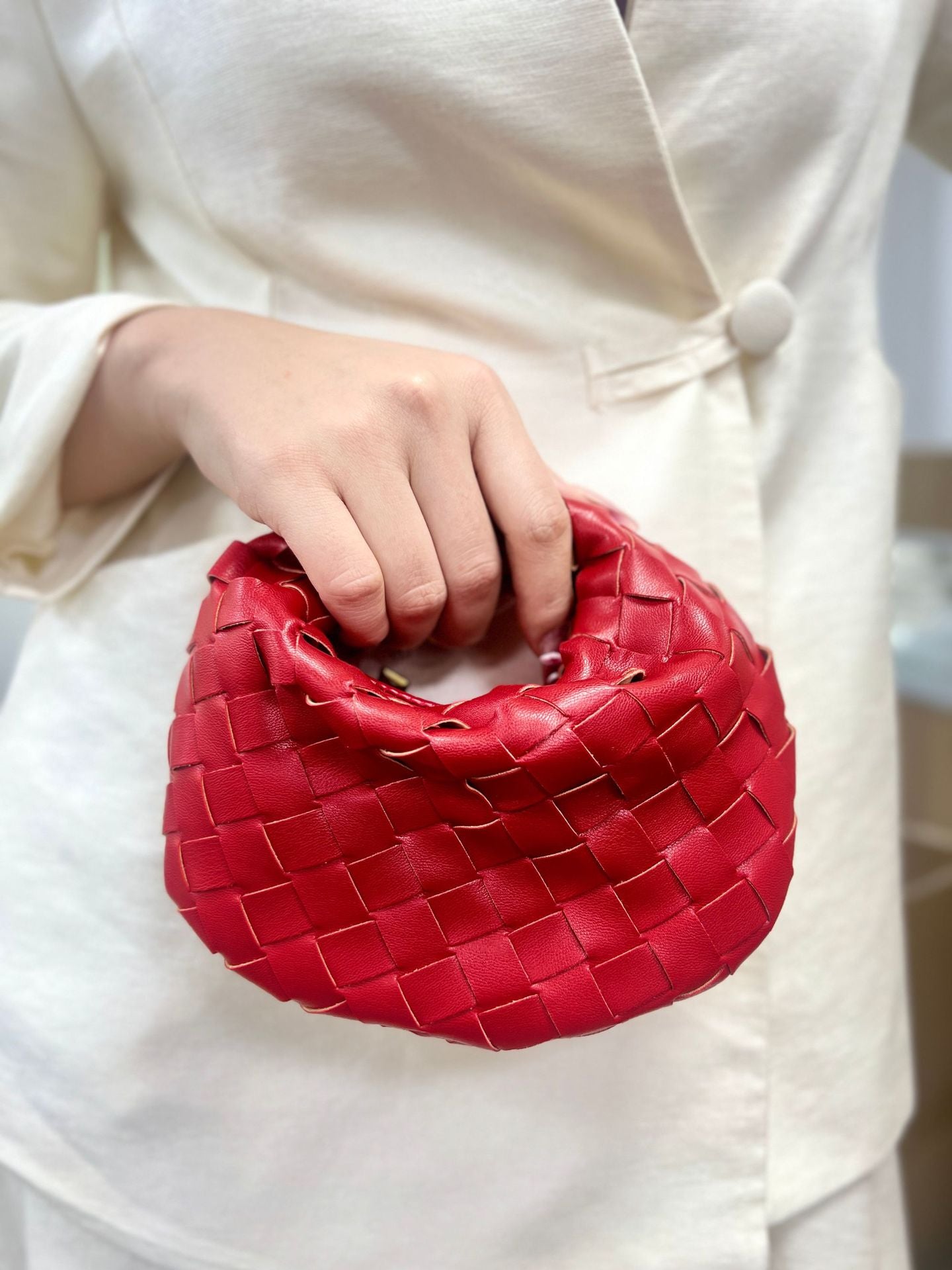 Mini Hand-held Dumpling Hand-woven Cloud Croissant Handbags