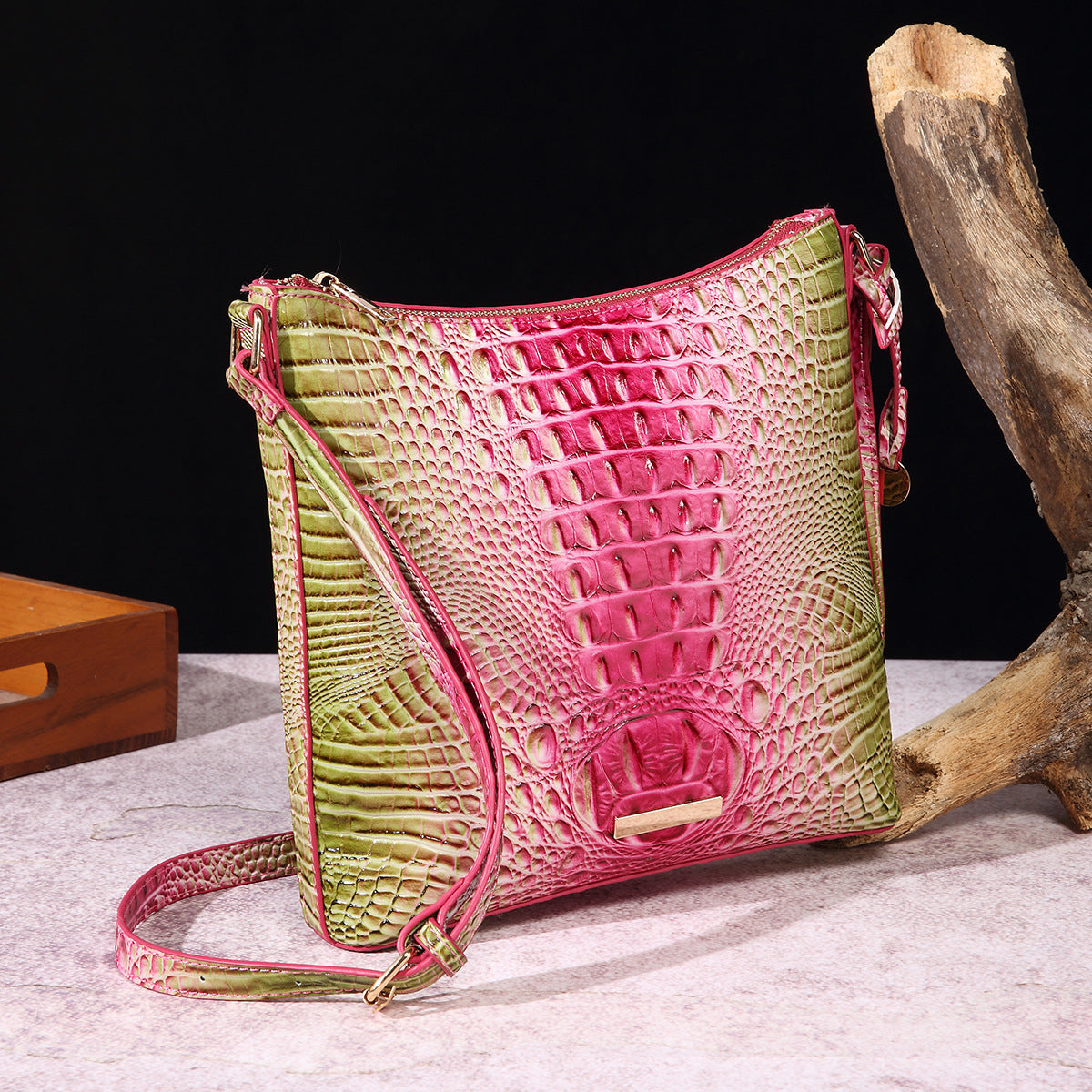 Women's Portable Retro Crocodile Pattern Brahmin Crossbody Bags