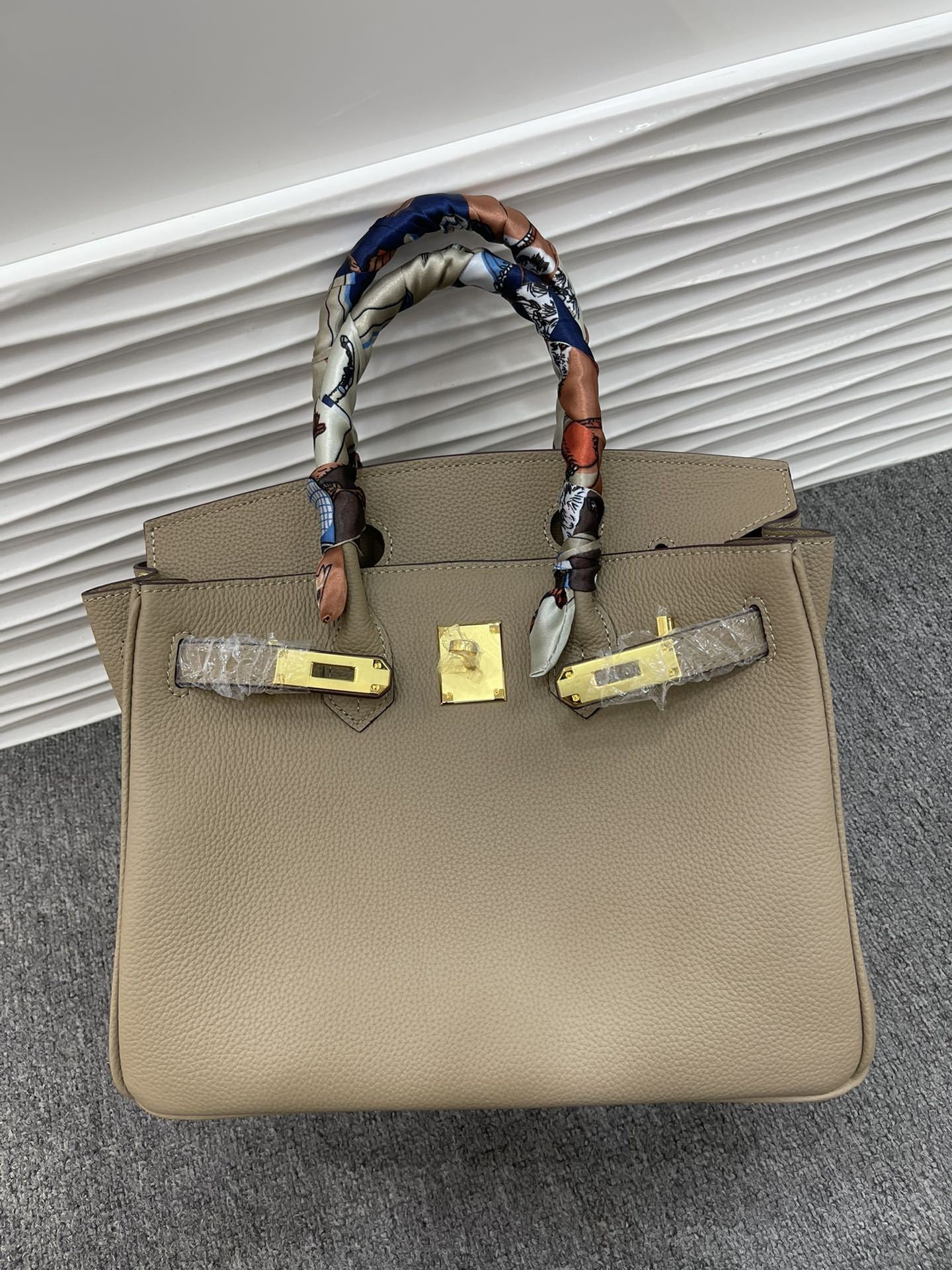 Women's Pattern High-grade Genuine Leather Large Capacity Shoulder Bags