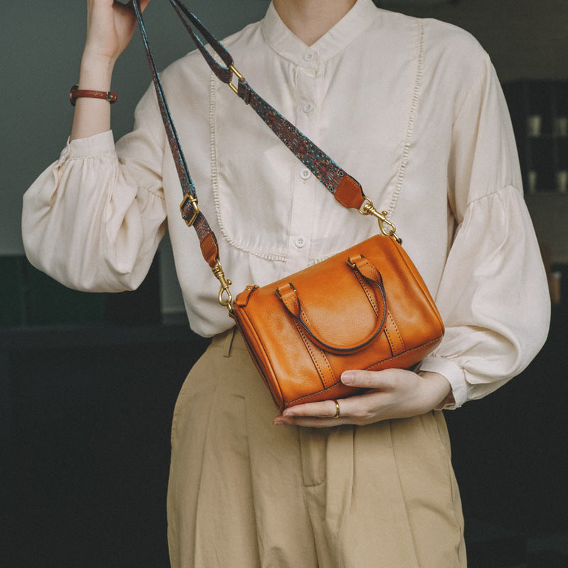 Women's Artistic Retro Handmade First Layer Cow Handbags