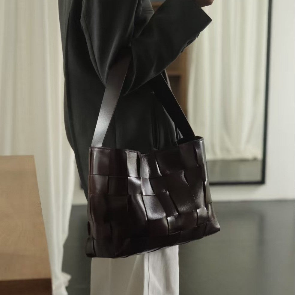 Women's Woven Design Genuine Leather Large Capacity Shoulder Bags