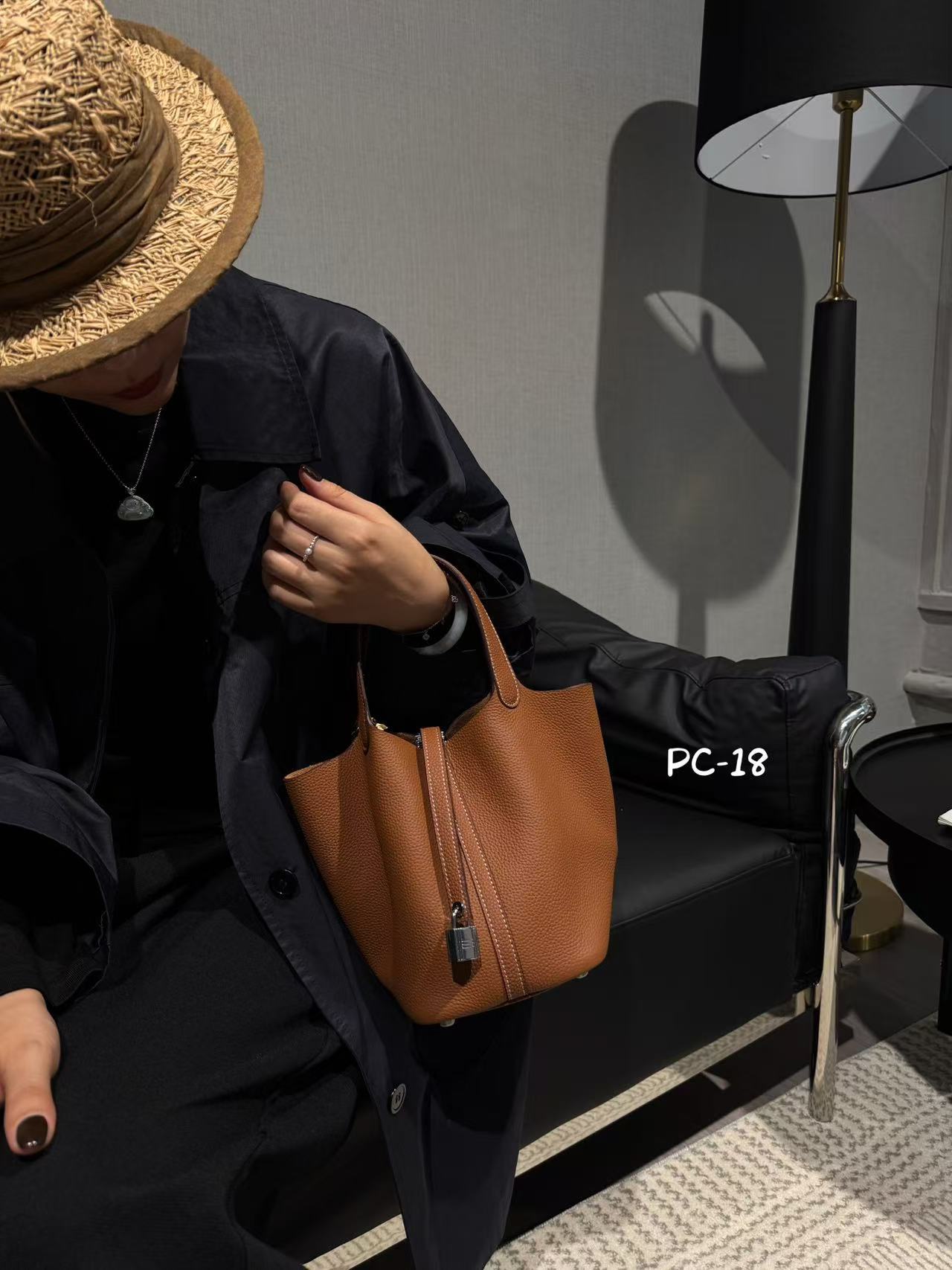 Women's First Layer Cowhide Vegetable Basket Crossbody Bags