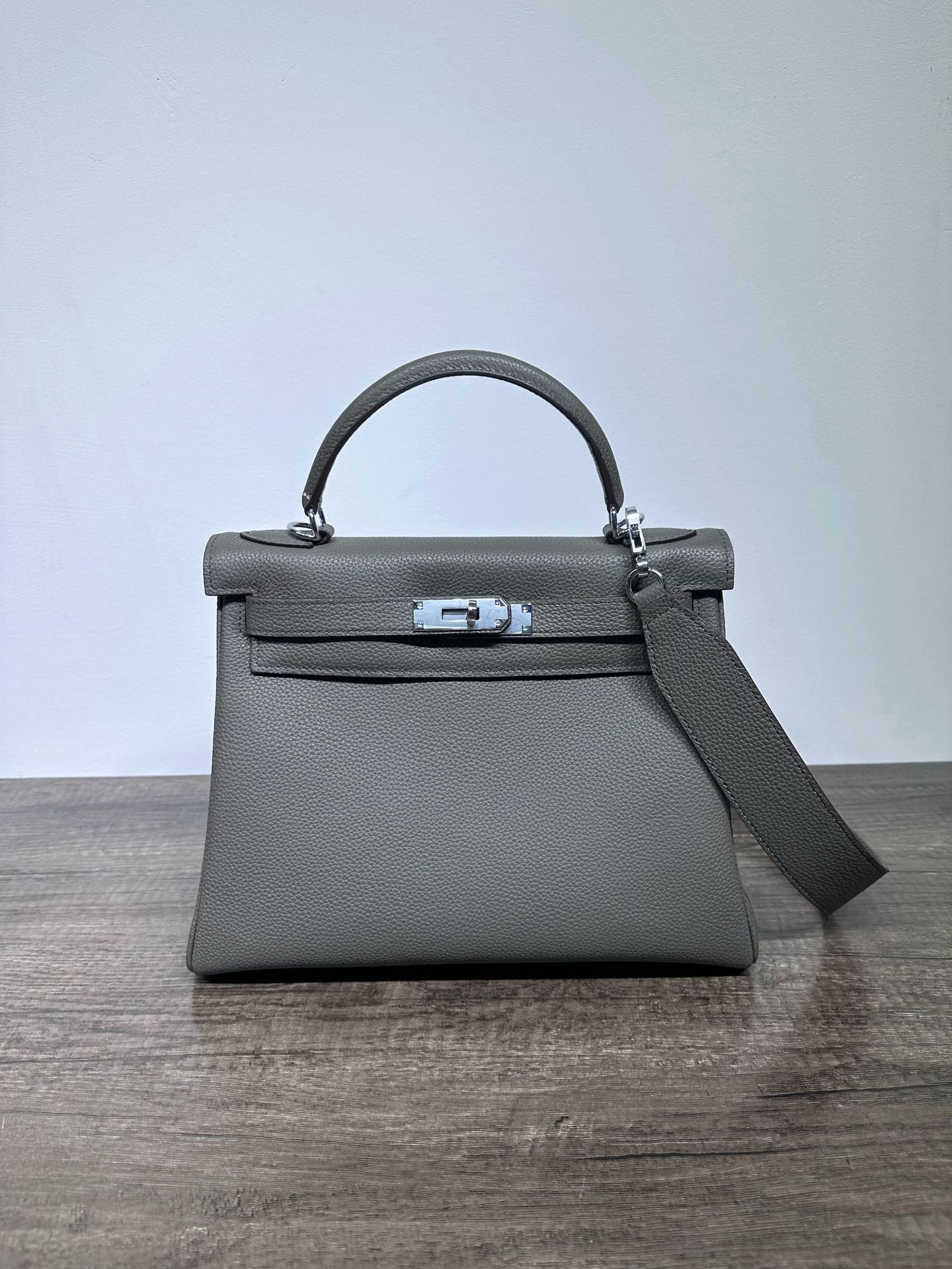Women's Wide Strap Kelly Calfskin Portable Leather Crossbody Bags