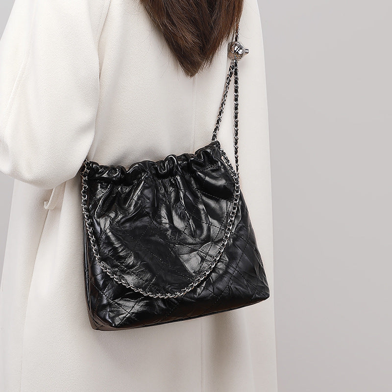 Women's Leather Large Capacity Chain Commuter Crossbody Bags
