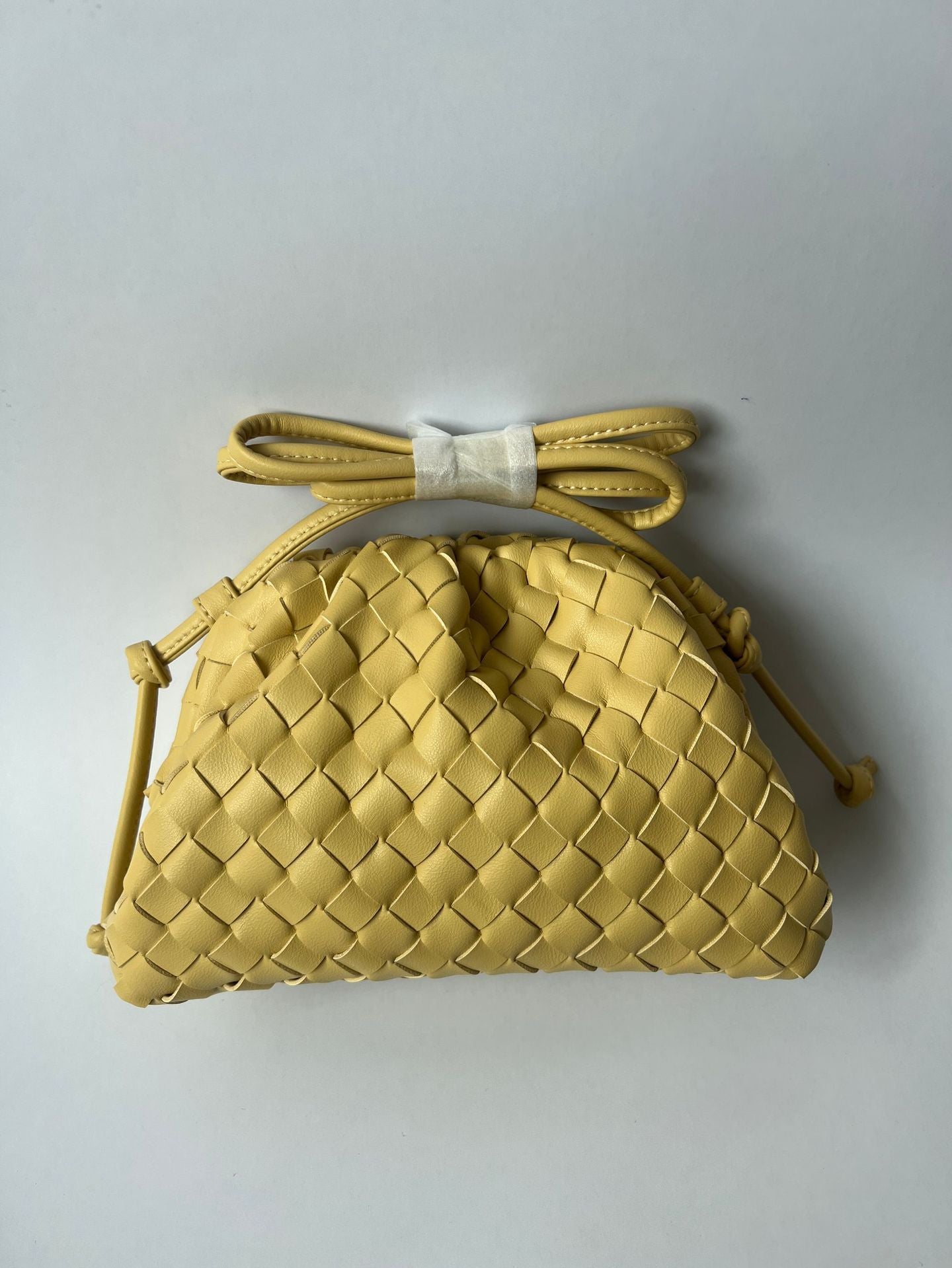 Women's Niche Woven Cloud Hand-held Soft Leather Dumpling Handbags