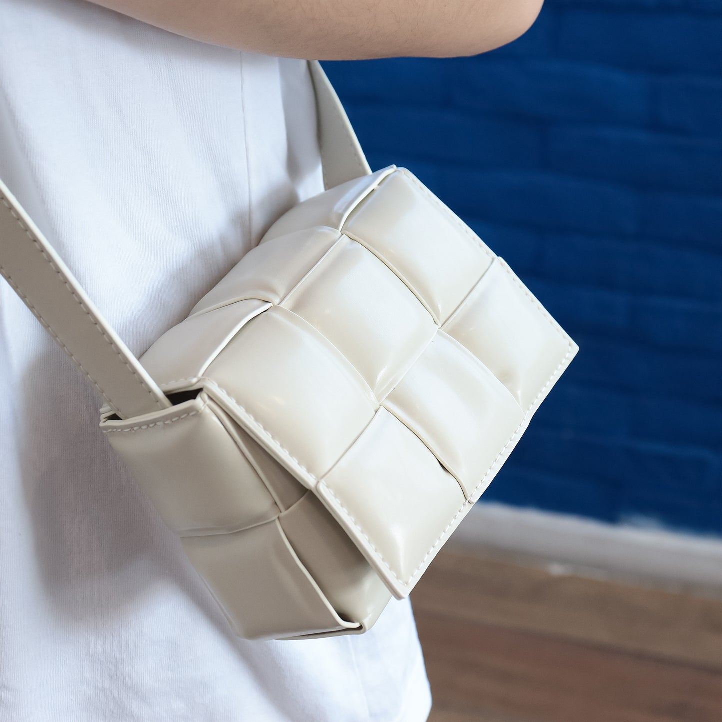 Women's Texture Flip Soft Leather Fashionable Simple Crossbody Bags