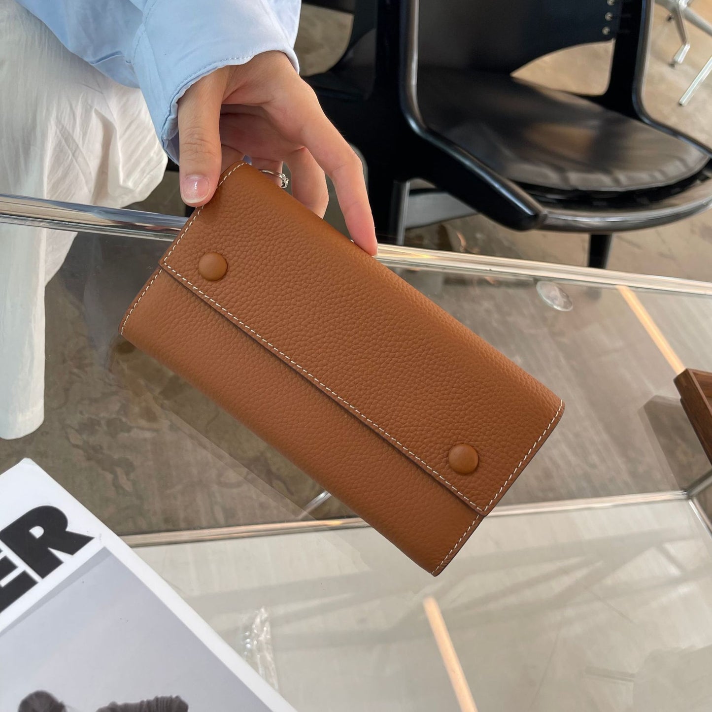 Women's Large Capacity First Layer Cowhide Simple Ladies Wallets